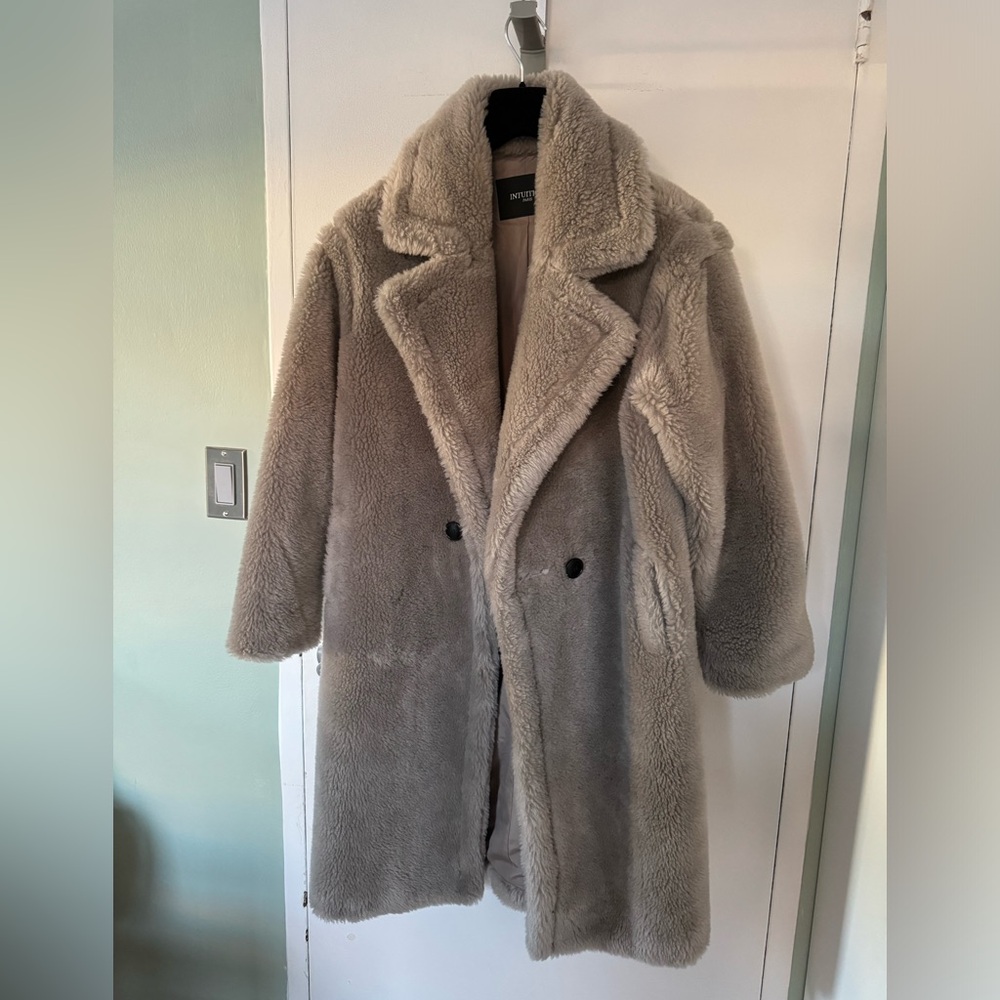 Women's Gray Faux Fur Coat